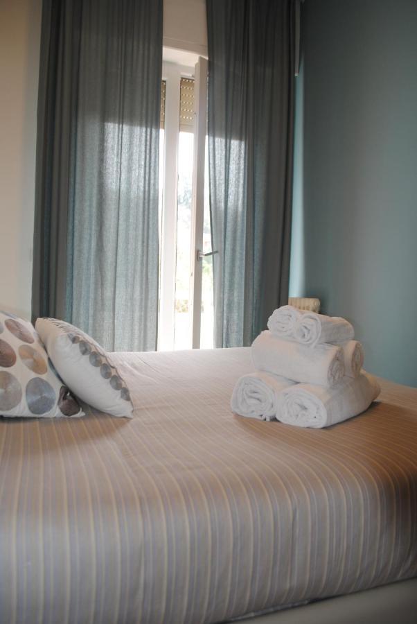 RAGGIO DI SOLE - pool, tennis, parking, sea view&quiet Rapallo Exterior foto