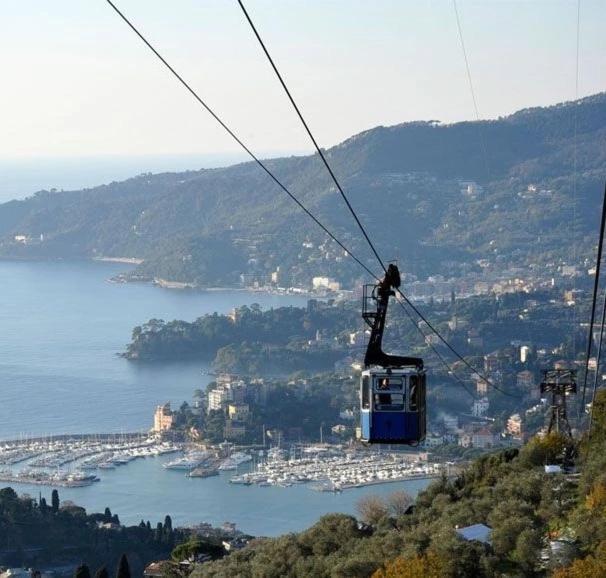 RAGGIO DI SOLE - pool, tennis, parking, sea view&quiet Rapallo Exterior foto